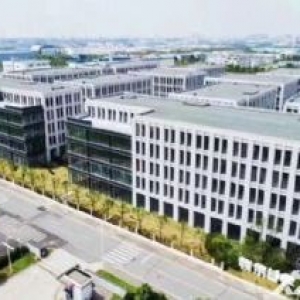 联东U谷国际高新企业港，50年独立产权企业商墅，办公、生产两皆宜！