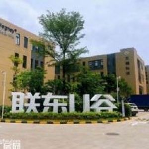 独栋三层半厂房，首付低至200万，买好过租，可贷款六成