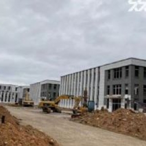 经开区标准三层半独栋厂房，可按揭可分期首付，50年产权