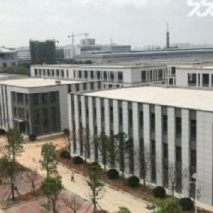 经开区核心花园式厂房、首层高7.2米、50年产权、地铁口，1企1栋！