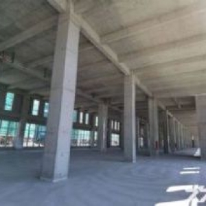 出售新建开发区独栋厂房，层高8米，办三证，非中介