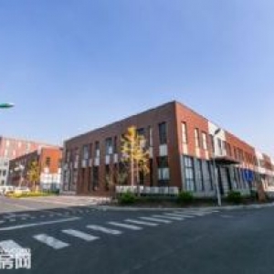 出售南昌汽车零部件产业园厂房，50年产权，办房产证，可按揭