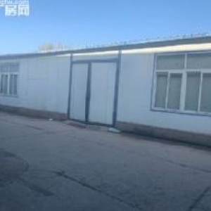 和平下河湾高速口厂房680平，举架4.5米，有动力电，形象好，价格便宜随时看房。