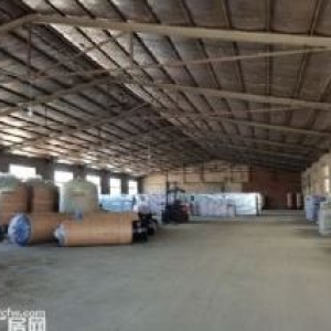 于洪五金工业园附近厂房1600平，高度5米，动力电100千瓦