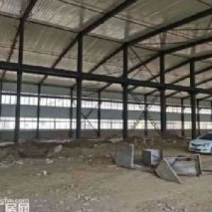 铁西区冶金工业园库房厂房5600平2栋出租，高12米，长126米，动力电大，办公