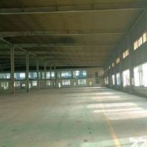 铁西开发区厂房3800平彩钢结构高度8米，动力电315kw，办公1500平一二层