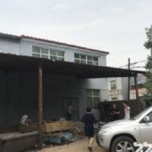 皇姑区文储路厂房700平出租，举架8米，价格美丽