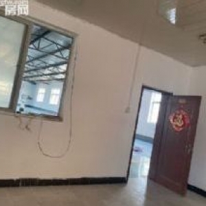 苏家屯文成堡附近：厂房2500平出租。。