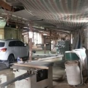 铁西区莫家堡附近1600厂房——适合做家具。
