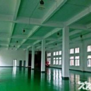 带装修厂房500−3000平适合食品，医疗，电子等等各种行业，非中介