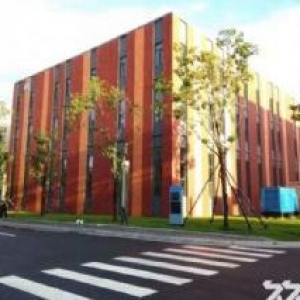 出售铁西区宝马大道附近526−2000平全新厂房