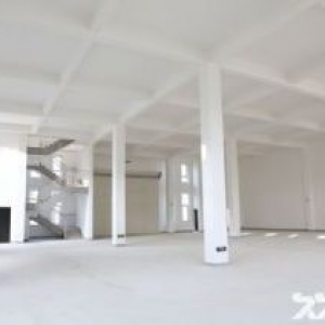 2000平工业厂房出售，价格面议，可按揭贷款