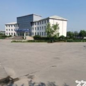 清徐经济开发区 170亩地厂区出租，厂房、办公、宿舍、食堂设施齐全