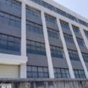 独门独院23500平米出售1500元1平米