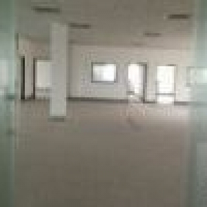 标准厂房带1楼共5000平米出售