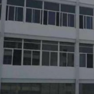 集中工业区整栋1万平1，2，3楼可过户股权