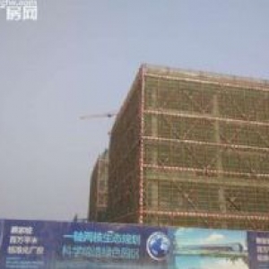 背靠陕汽陕齿法士特，百万米工业园区
