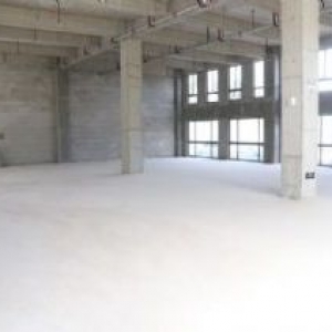 （厂房仓库）3吨货电梯，1吨楼板承重，6.5层高厂房，物流旁