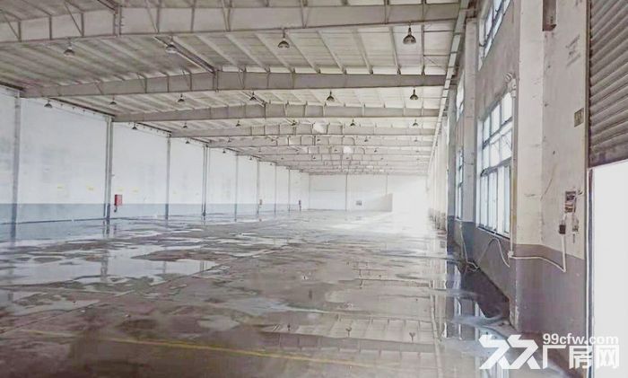 嘉定南翔一楼1950平仓库出租层高8米适合做仓储等行业、交通方便-图1