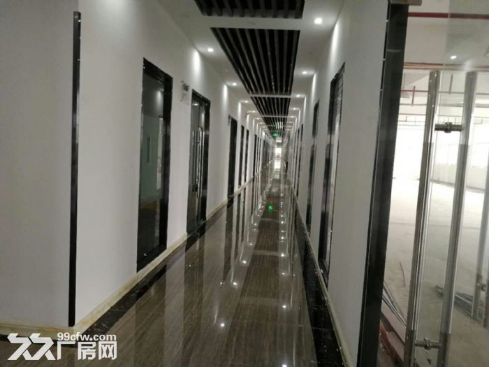 松江新城近万达精装修简约办公室出租位置形象佳-图5