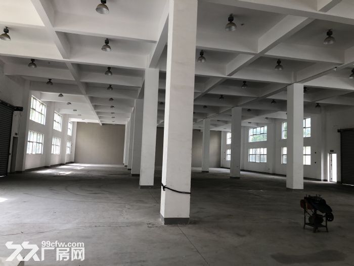 新桥近车墩稀有小独院单层厂房1500平米优惠出租-图1