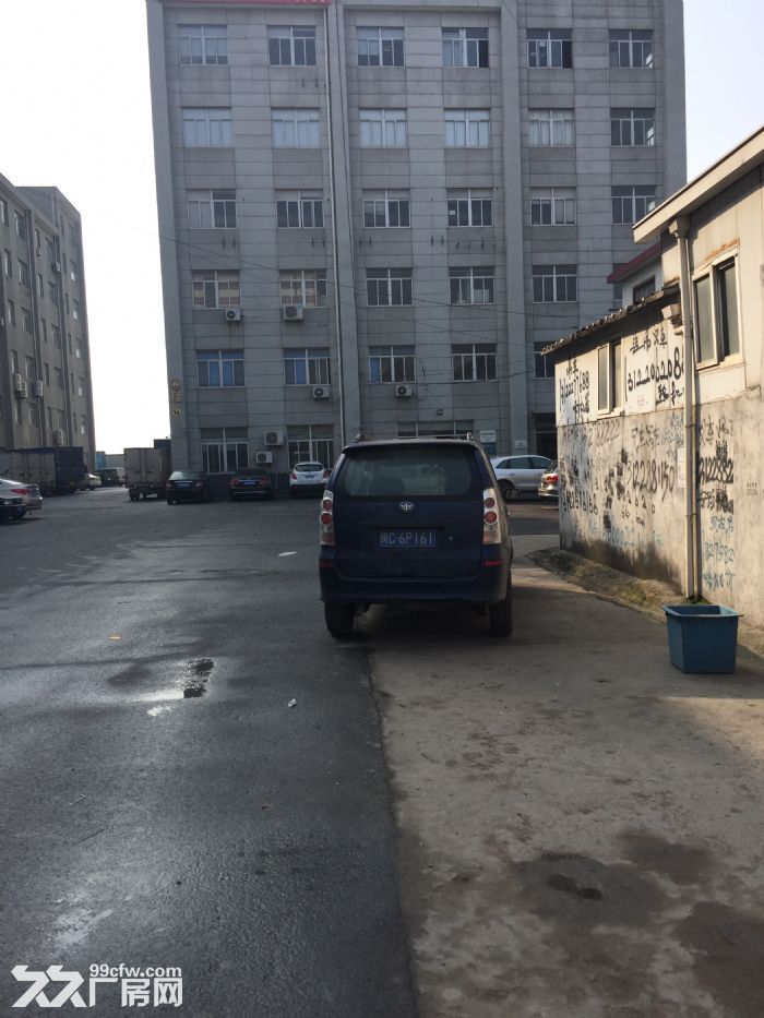 大虹桥，徐泾工业区一楼1300平方，二楼1300平方，高标准厂房仓库出租，证件齐-图3