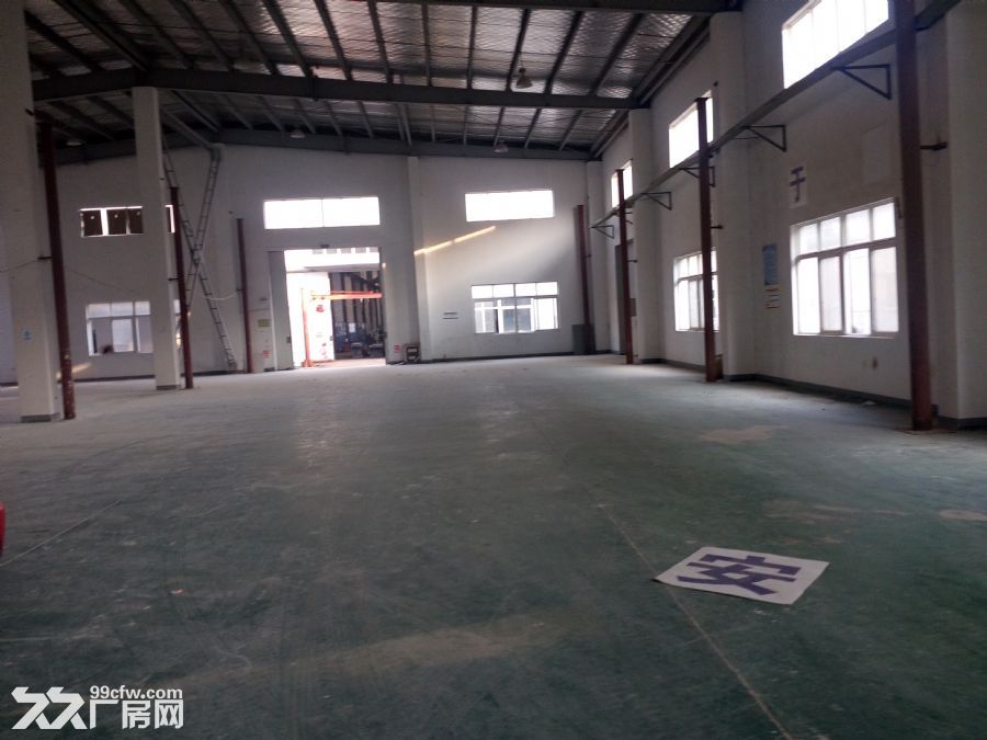 陶吴1380平方米一层厂房出租,高9米,   有办公室。环境-图1