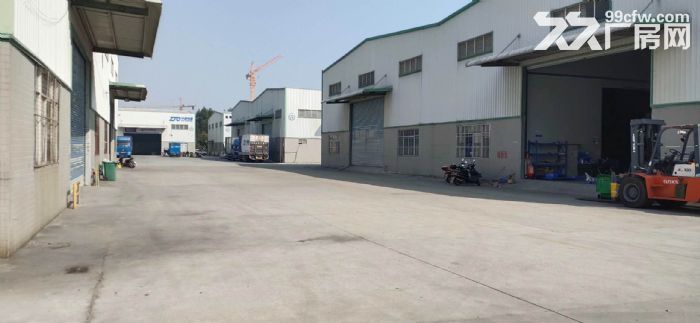 新塘物流园区3500平方厂房 高度十一米 主打仓储物流 证件齐全 园区配套齐全-图2