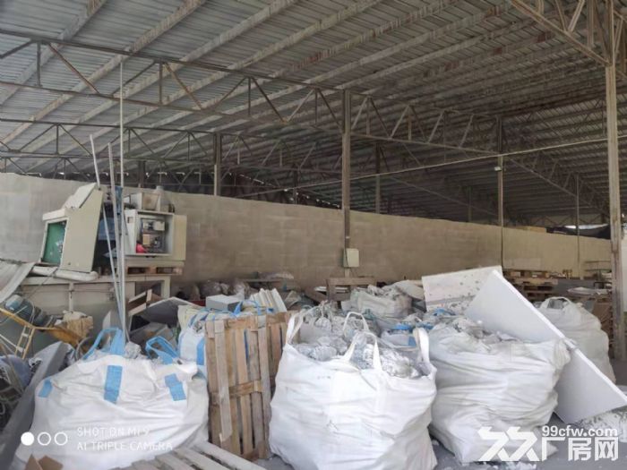 无锡锡山东港5000m²厂房出售-图2