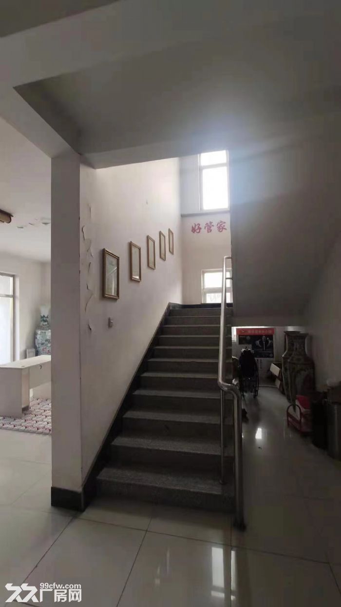 西青区汽车工业园2800平米厂房出租-图4