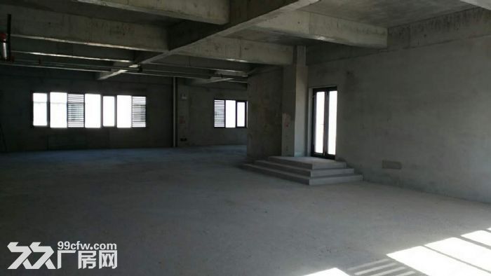 西青区地铁站附近有1200平三层厂房出租-图2