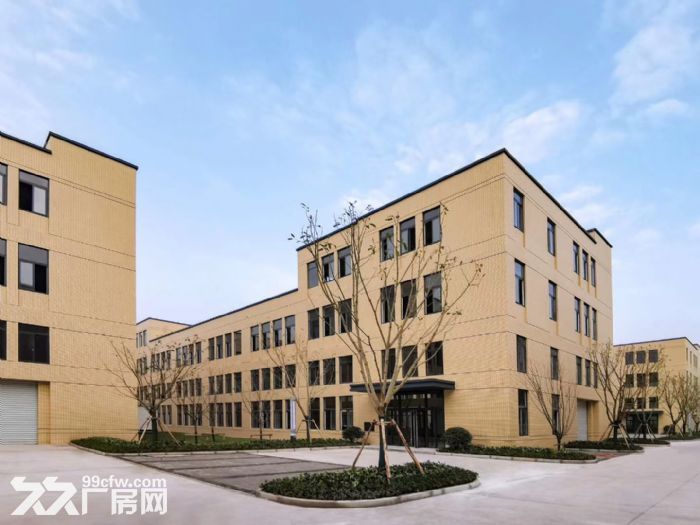 重庆青凤高科产业园，标准厂房出售，50年产权，环境优越，交通便捷-图1