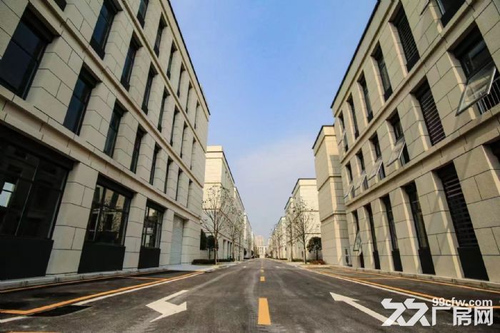 2层结构独栋花园式厂房，17米半挂可进出，园区道路宽敞，可按揭，有产权-图6
