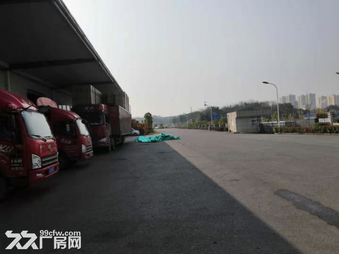 北碚京东方附近2500&minus;5500平带行车单层钢结构厂房出租-图2