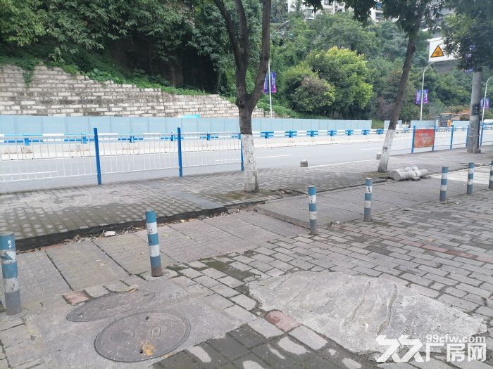 诚意租南岸四公里独栋商业 2700平三层  地段好 整租适合 汽车4s店-图3