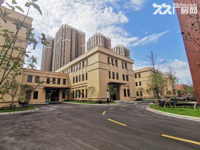 两江新区渝北区，1500花园独栋厂房，紧邻周边商圈-图2