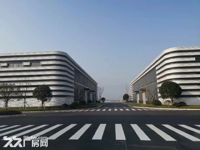 高端大气  商业住宿齐全  精装单层钢构厂房  现房出租-图5