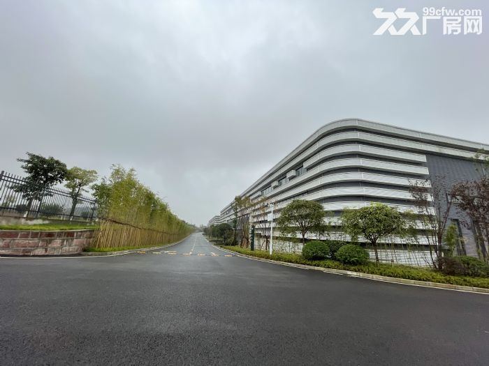 高新区标准行车厂房招租，可短租，分租！-图1