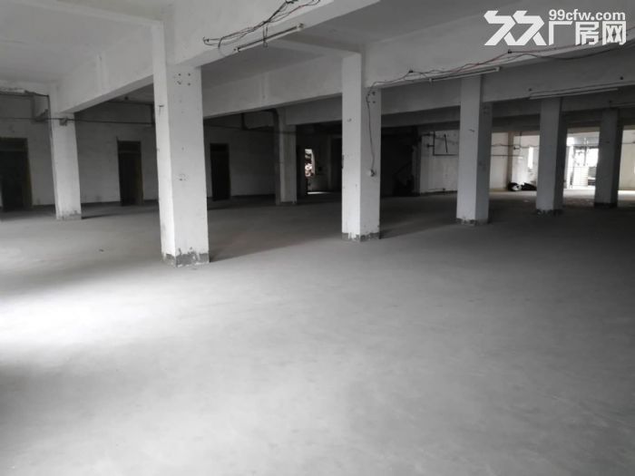 内环路弹子石洋人街下道口附近700平方米二楼厂房出租(带货梯-图1