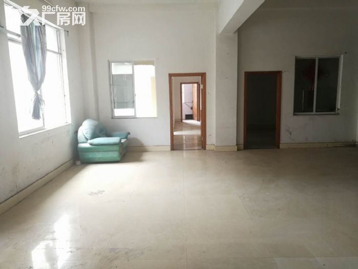 内环路弹子石洋人街下道口附近700平方米二楼厂房出租(带货梯-图5