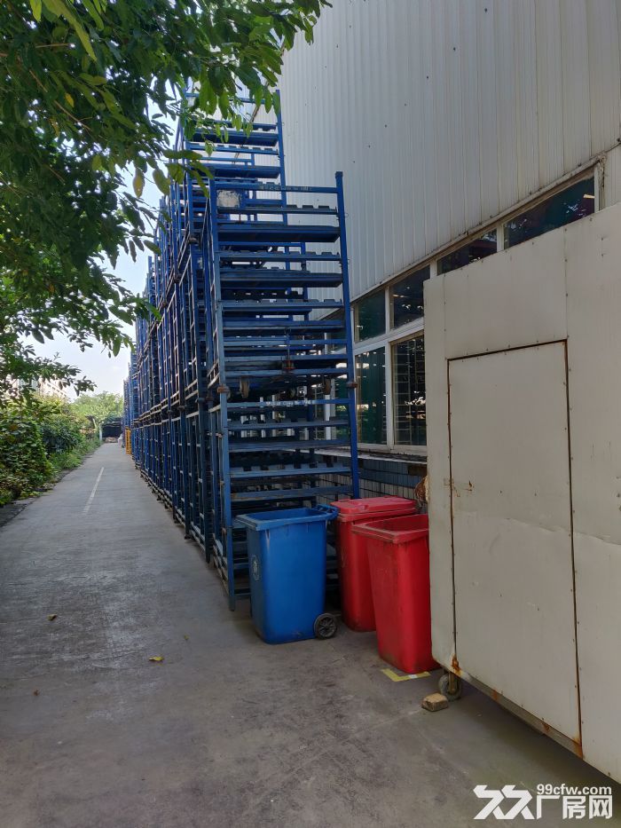 独院钢构厂房4500平 10吨行车 15米空高 1500平坝子-图3