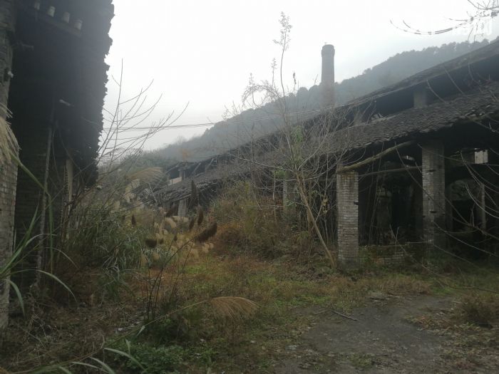独门独院厂房可改建扩建-图2