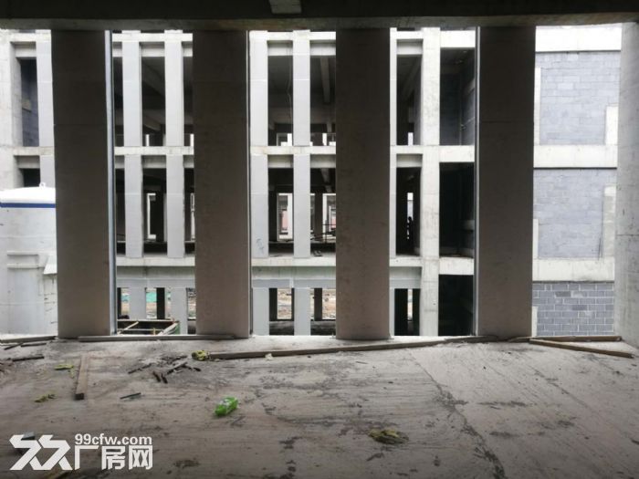 济南经开区标准厂房 独栋4000平 可分层出售-图1