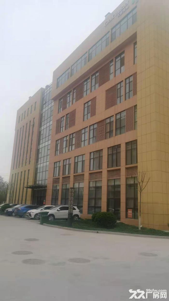 孙村春晖路智造谷8号楼出租5&minus;6层厂房-图1