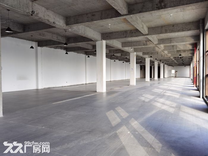 低价出租！下沙开发区高速出入口旁1800m2可注册，仓库，厂房，办公等-图1