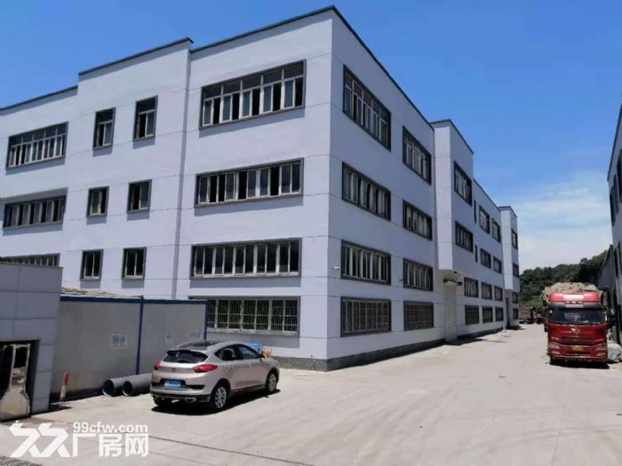出租 老余杭义桥独门独院一栋7500方1−3层，一楼层高9米，带4部行车。-图1