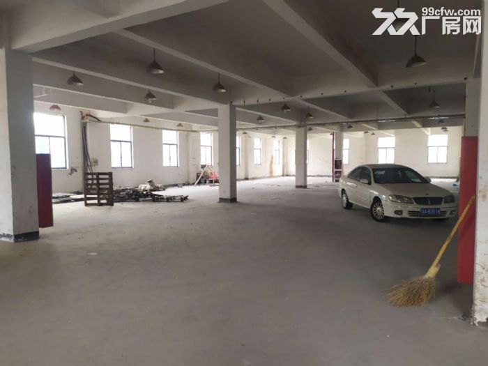桐乡市屠甸工业区3100平独门独院多层厂房可分租环境好低价出租！低价出租！-图2