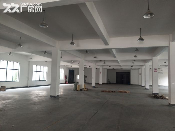 出租桐乡屠甸一楼1600方厂房-图1