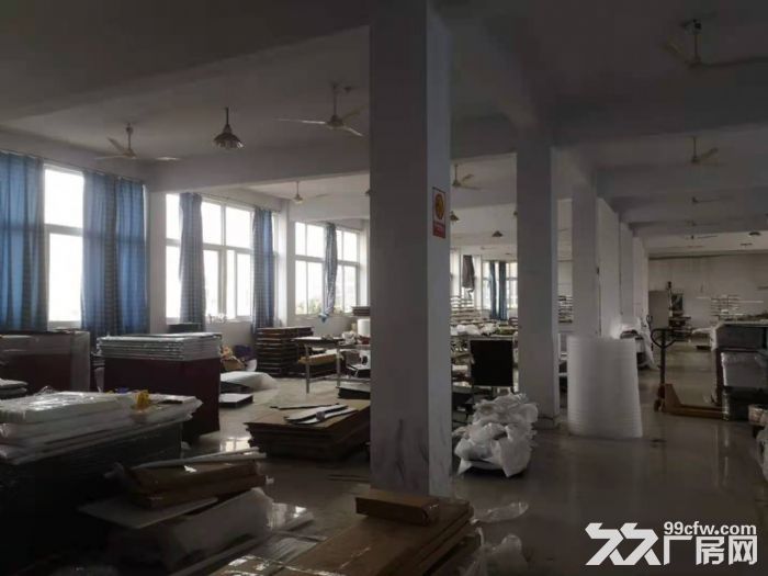 速抢！秀丰工业区一楼500平厂房出租！挂车可进！园区形象好!-图2