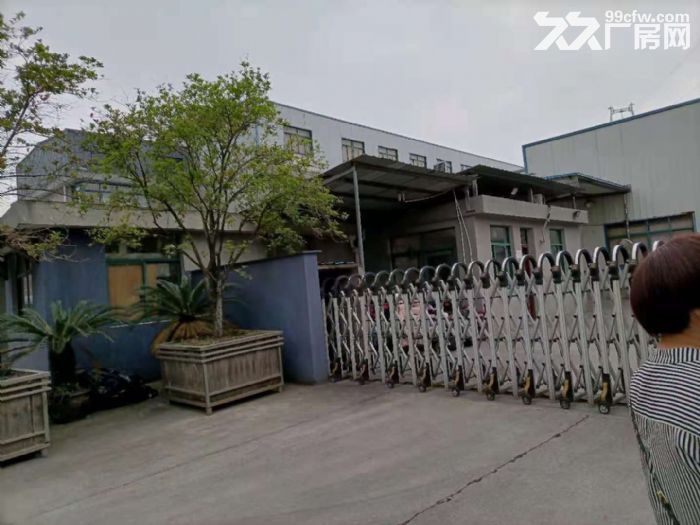 洞桥工业区8000平米一楼6000平厂房电400KVA出租-图1